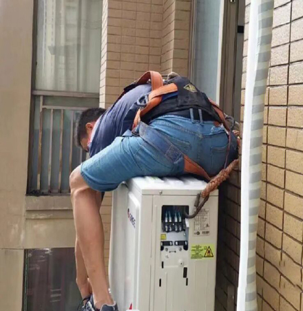 平坝空调移机